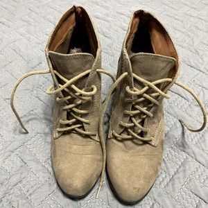 Rialto Ankle Heel Booties Size 7.5